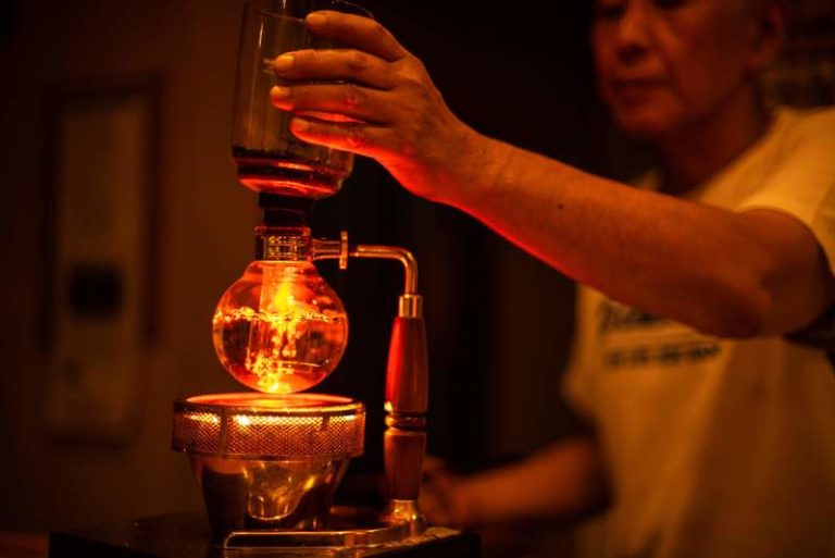サイフォン式コーヒーってどんな味 その特徴や魅力を解説 Hamamatsu Local Coffee